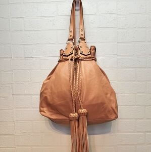 Beautiful Creamy Leather Mulberry Hobo! Peach